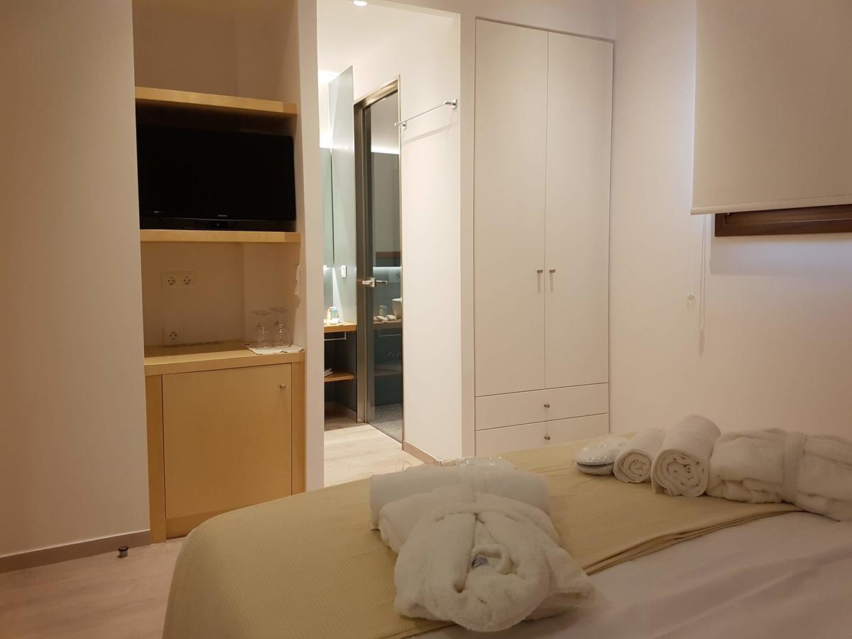 8Kto Hotel Skiathos Town Exterior photo