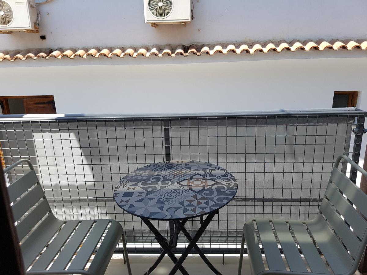 8Kto Hotel Skiathos Town Exterior photo