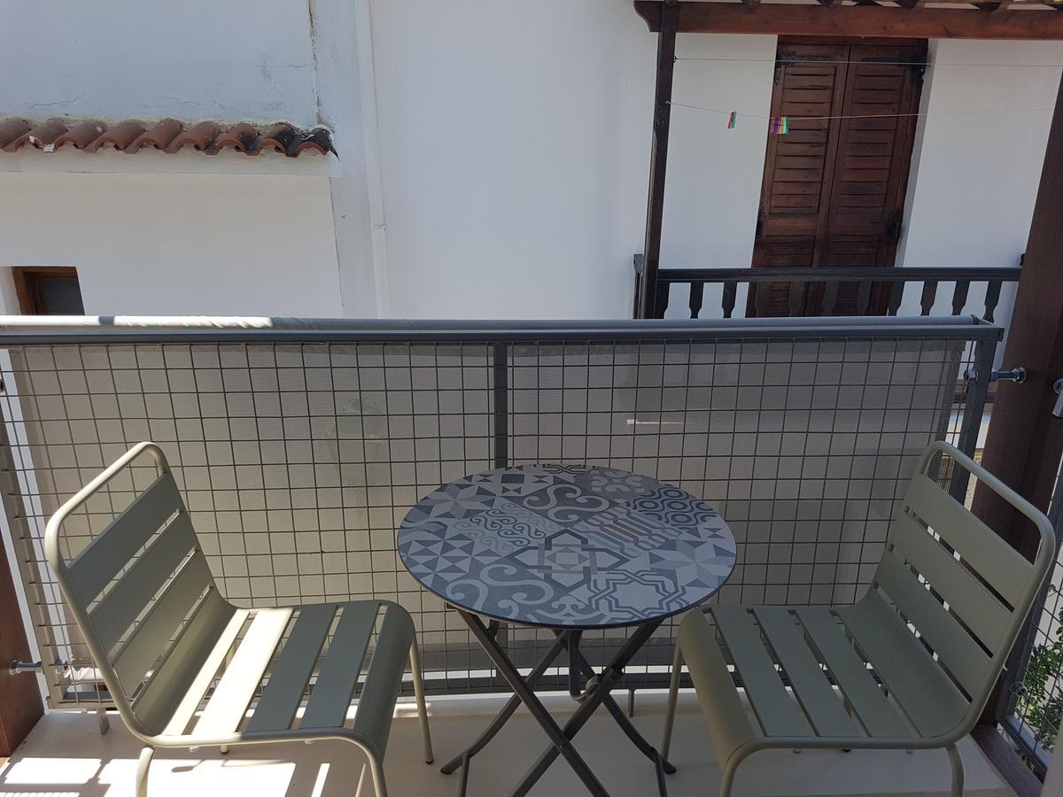 8Kto Hotel Skiathos Town Exterior photo