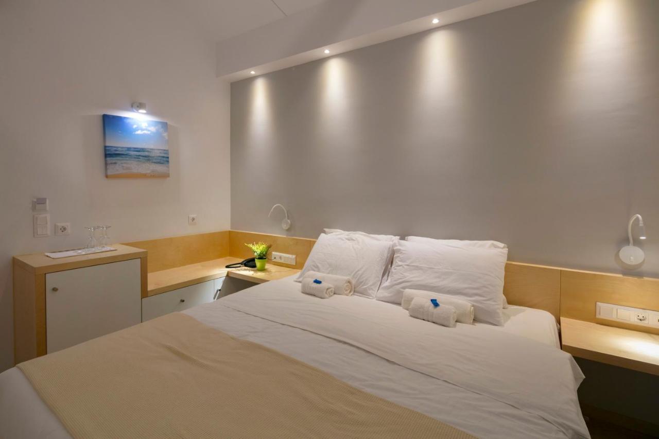 8Kto Hotel Skiathos Town Exterior photo
